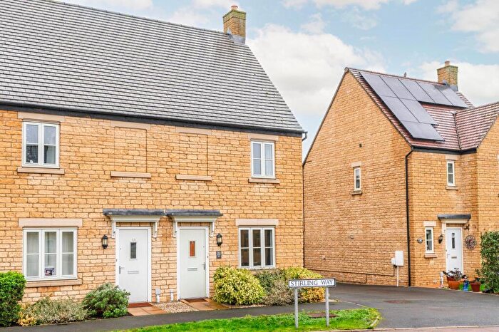 2 Bedroom Semi Detached House For Sale In Stirling Way, Moreton-In-Marsh, GL56