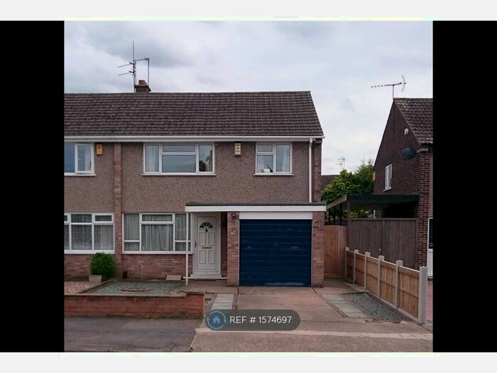 3 Bedroom Semi-Detached House To Rent In Dovedale Avenue, Long Eaton, Nottingham, NG10
