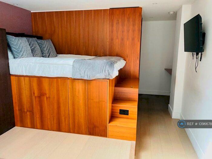 Studio To Rent In Dennington Park Road, London, NW6