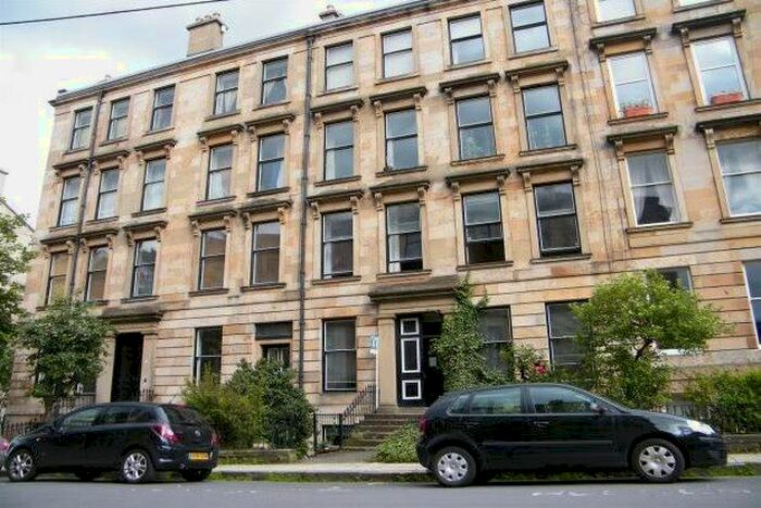 3 Bedroom Flat To Rent In Kersland Street, Glasgow G12