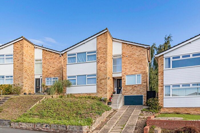 4 Bedroom Detached House For Sale In Woodthorpe Road, Hadleigh, IP7