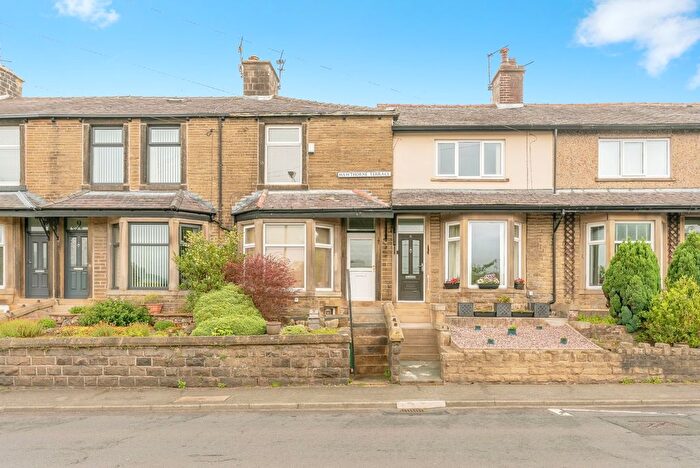 2 Bedroom Terraced House For Sale In Hawthorne Terrace, Colne, Lancashire, BB8