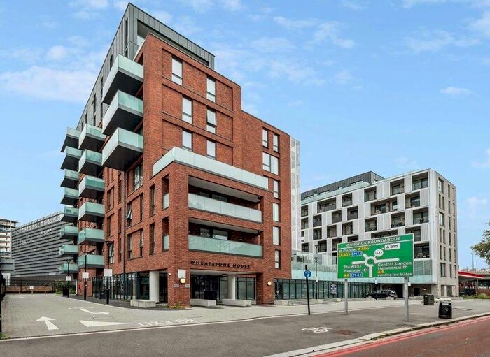 2 Bedroom Flat To Rent In Chiswick High Road, London, W4