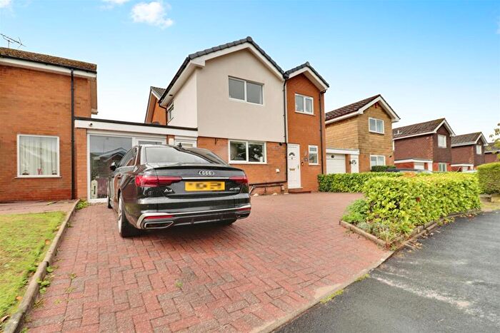 4 Bedroom Detached House For Sale In Geneva Drive, Newcastle, ST5