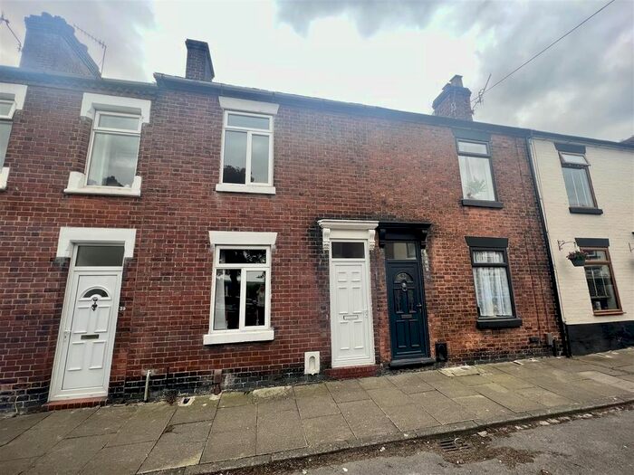 3 Bedroom Property To Rent In Westland Street, Hartshill, Stoke-On-Trent, ST4