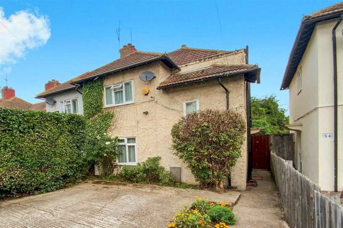 3 Bedroom Semi-Detached House To Rent In Mitchell Way, Neasden, London, NW10