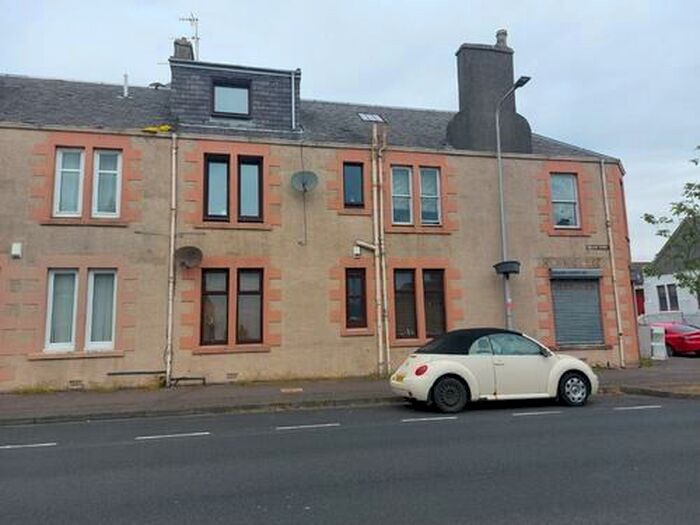3 Bedroom Maisonette To Rent In College Street, Buckhaven, Leven, KY8