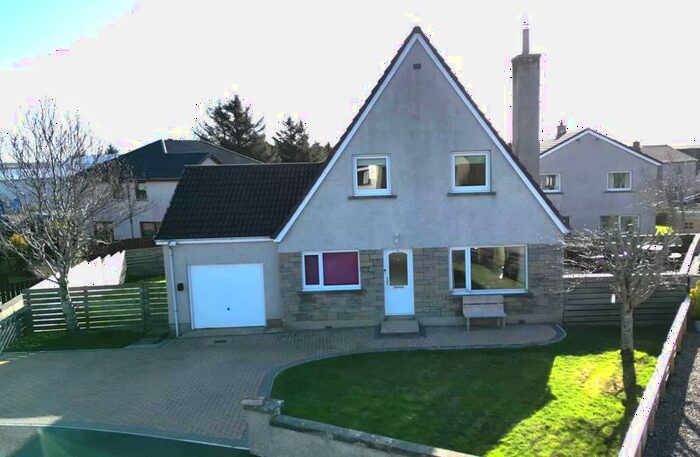 4 Bedroom Detached House For Sale In College Court, Thurso, KW14