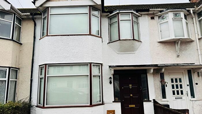3 Bedroom Terraced House To Rent In Wheatsheaf Road, Romford, RM1