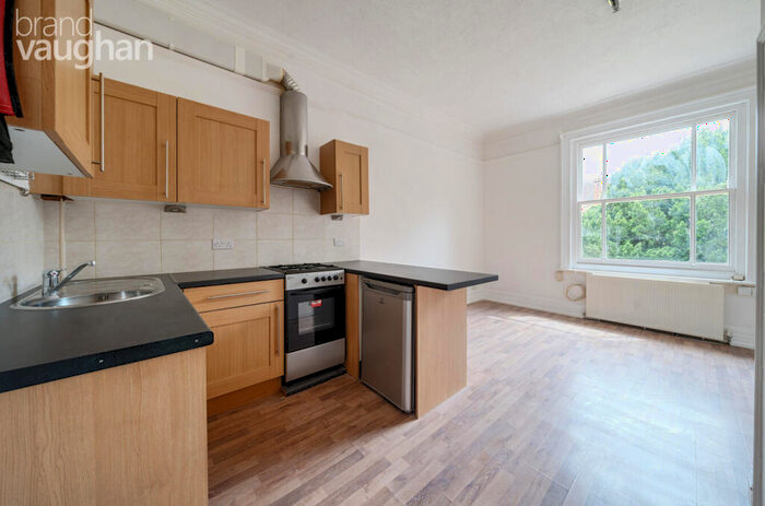 Flat To Rent In Preston Road, Brighton, East Sussex, BN1