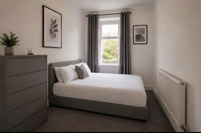 2 Bedroom Flat For Sale In Forthill Road, Broughty Ferry, Dundee, DD5