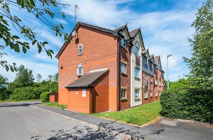 2 Bedroom Flat To Rent In Scholars Court Collegiate Way, Swinton, Manchester, M27