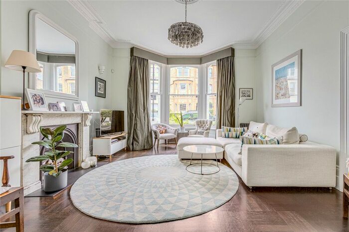 5 Bedroom Property To Rent In Orlando Road, Clapham Common, SW4