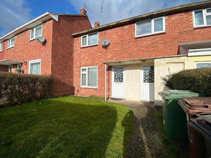 3 Bedroom House To Rent In Kingsthorpe Avenue, Corby, NN17