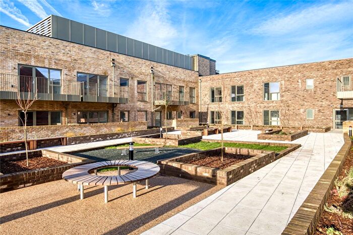 1 Bedroom Flat To Rent In Bragg Way, Cambridge, Cambridgeshire, CB5