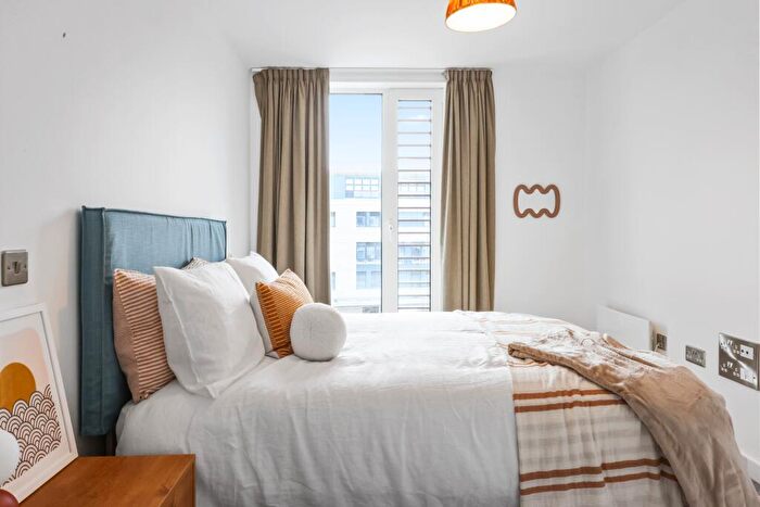 2 Bedroom Flat To Rent In The Kell, Gillingham Gate Road, Gillingham, ME4