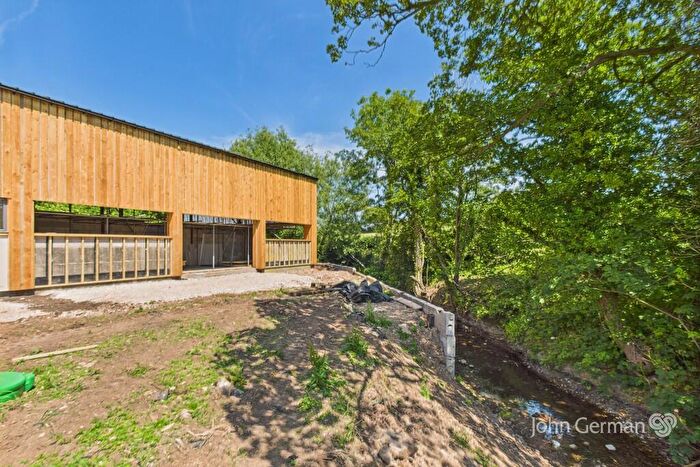 3 Bedroom Barn Conversion For Sale In Waldley, Doveridge, DE6