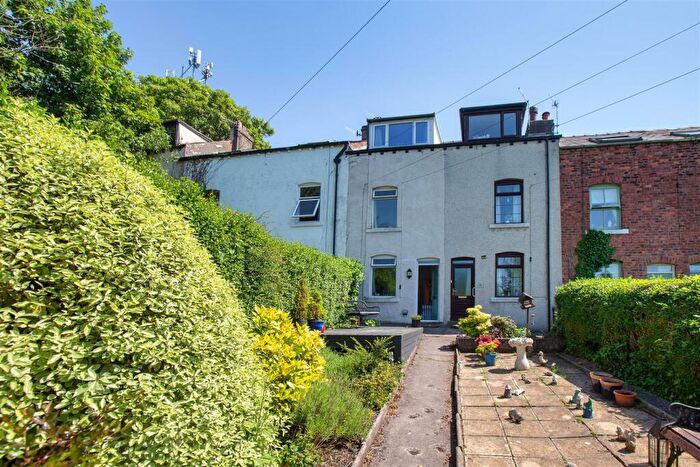 3 Bedroom Terraced House For Sale In Cumberland View, Lancaster, LA1