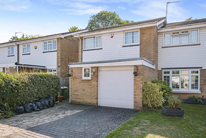 3 Bedroom House To Rent In Staple Close, Bexley, DA5
