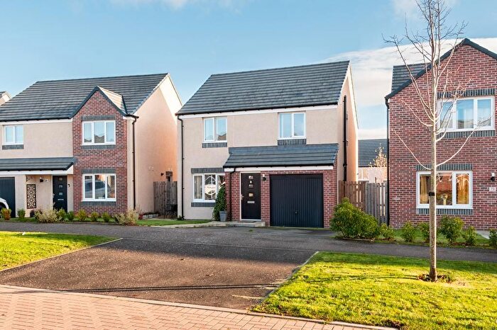 3 Bedroom Detached House For Sale In Seggie Drive, Guardbridge, KY16