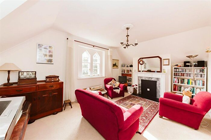 2 Bedroom Flat For Sale In Durdham Park, Redland, Bristol, BS6