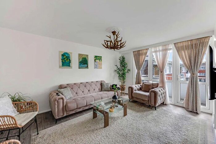 1 Bedroom Property To Rent In Barnhill Road, Wembley, HA9