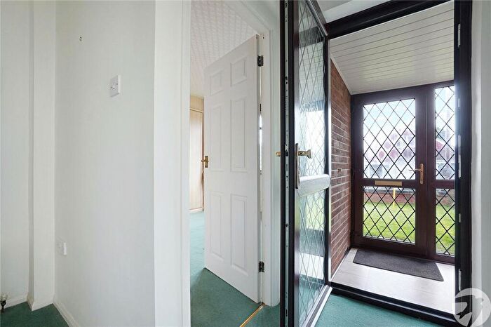 2 Bedroom Bungalow For Sale In Lynors Avenue, Rochester, Kent, ME2