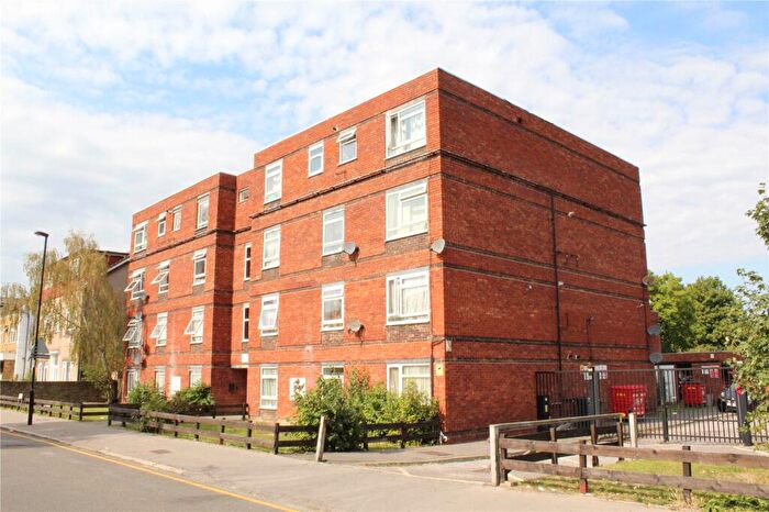 Apartment To Rent In Campbell Road, Croydon, Surrey, CR0