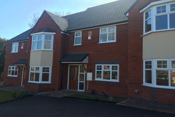 3 Bedroom Property To Rent In Clements Road, Birmingham, B25
