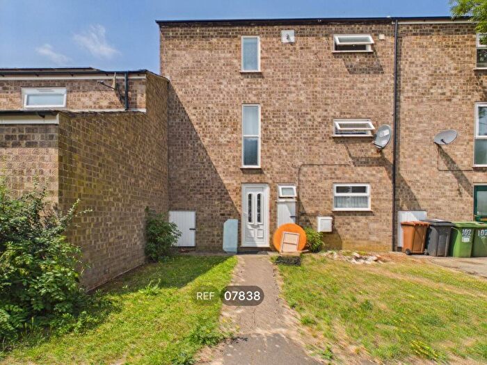 4 Bedroom Terraced House To Rent In Watergall, Peterborough, PE3