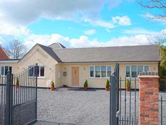 5 Bedroom Detached Bungalow To Rent In The Hideaway, Cloweswood Lane, Solihull, B94