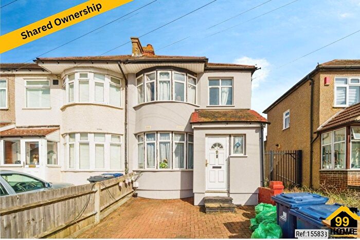 2 Bedroom Semi Detached House For Sale In Westbury, Southall, UB1