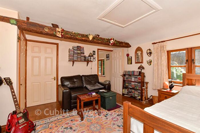 Studio For Sale In Petworth Road, Kirdford, Billingshurst, West Sussex, RH14