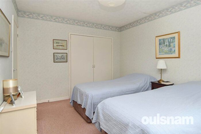 4 Bedroom Detached House For Sale In Oakfield Road, Selly Park, Birmingham, B29