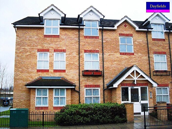 2 Bedroom Flat For Sale In Genotin Road, London, EN1