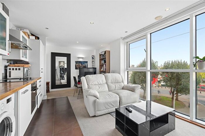 2 Bedroom Flat For Sale In Oceanis Apartments, Royal Victoria Dock, E16