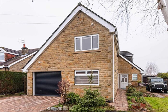 4 Bedroom Detached House For Sale In Carrfield Road, Barwick In Elmet, Leeds, LS15