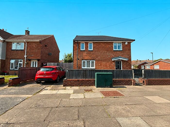 3 Bedroom Semi-Detached House For Sale In Gillingham Road, Sunderland, SR4