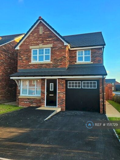4 Bedroom Detached House To Rent In Garrett Hall Road, Worsley, Manchester, M28