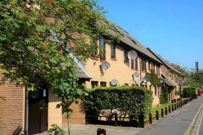 Studio To Rent In Stephensons Court, SL1