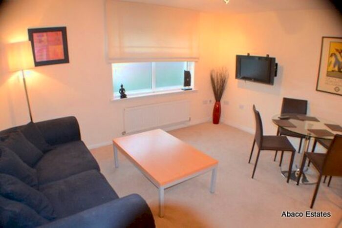 2 Bedroom Flat To Rent In Bressay Drive, London, NW7