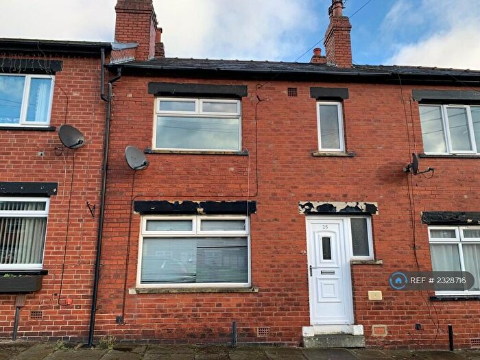 3 Bedroom Terraced House To Rent In Portland Road, Leeds, LS12