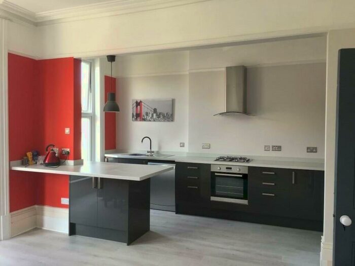 2 Bedroom Apartment To Rent In Lennox Road South, Southsea, PO5