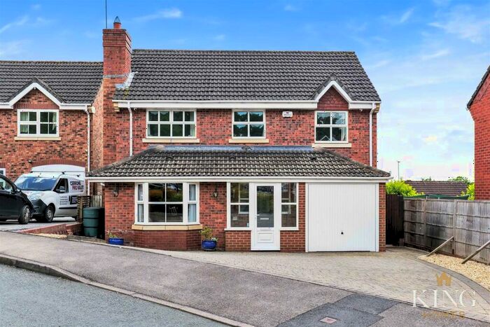 4 Bedroom Detached House For Sale In Nine Days Lane, Wirehill, Redditch, B98