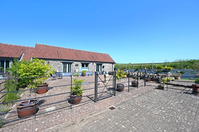 1 Bedroom Barn Conversion For Sale In Stratton On Fosse, Rural, BA3