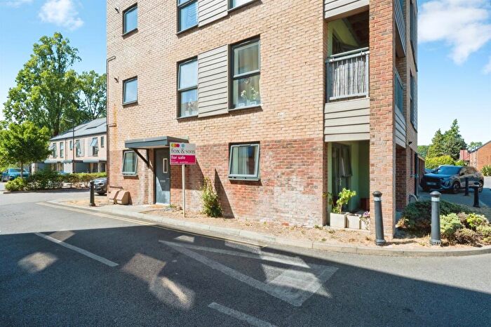 1 Bedroom Flat For Sale In Laxton Close, Southampton, SO19