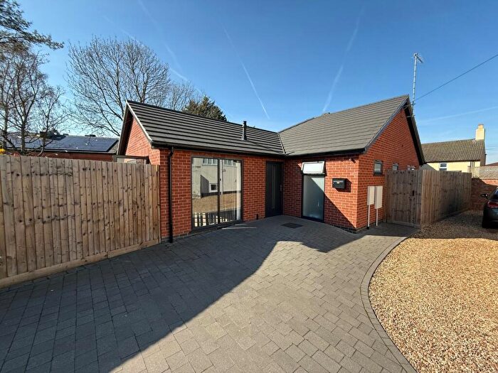 3 Bedroom Detached Bungalow For Sale In St Peters Road, Bourne, PE10