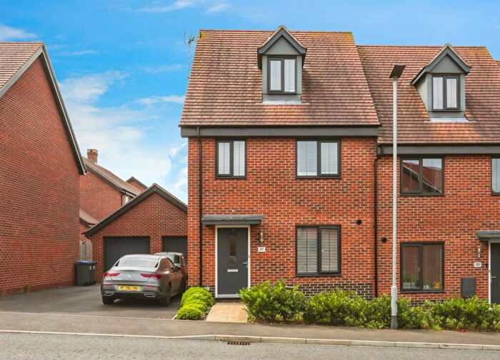 3 Bedroom Town House For Sale In Baines Way, Framlingham, Woodbridge, IP13