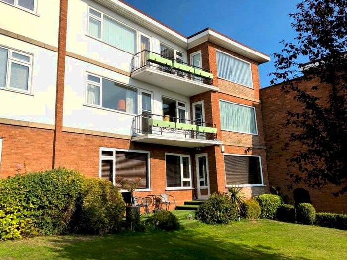2 Bedroom Flat To Rent In Oakhurst Court, Wylde Green, B72