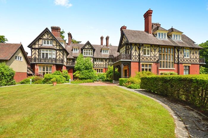 2 Bedroom Flat For Sale In Castle Malwood Lodge, Minstead, Lyndhurst, Hampshire, SO43